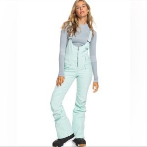 NEW not used $250 Roxy Summit Snow Bib Pants in Fair Aqua Women’s Pants Size M